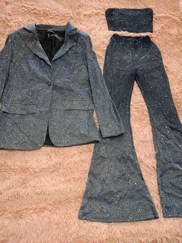 яркие женские костюмы: ((bahalı geyimdir baha almışam cəmi 1 dəfə)) ((geyinmişəm 48 AZN — 1