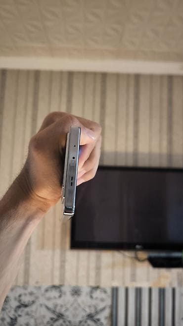 mattpear m plus: Infinix GT 20 Pro, 256 GB, rəng - Gümüşü, Sensor — 4
