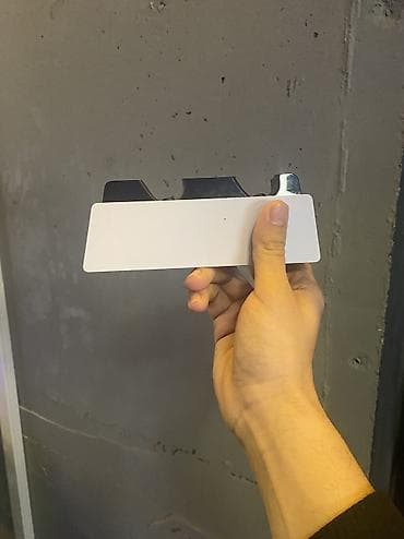 PS4 (Sony Playstation 4): Sony Playstation 5 charge station İki port da ideal — 2