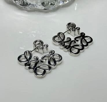 əl xına bəzəkləri: Qadın üçün sırğa kolleksiyası - Şaxələndirilmiş dizaynlar: gündəlik — 2