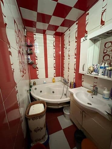 evler bineqedide: Bakı, 3 otaqlı, Köhnə tikili, 80 kv. m — 6