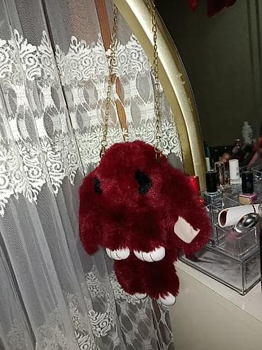Məhsul: Yumşaq tüklü qunduz/oyuncaq formalı çanta asqısı Təsvir: -