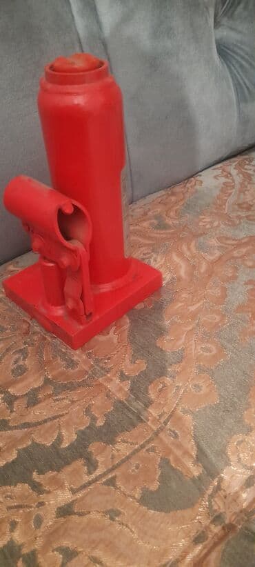 17 disk təkər: Danqrat isuzu marka 4 ton tezedi - Rəng: qırmızı, polad gövdə - Pompa — 1