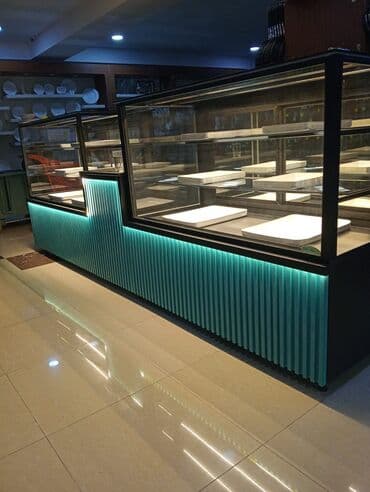 maqazin vitrini: Soyducu şirniyat vitrini — 1