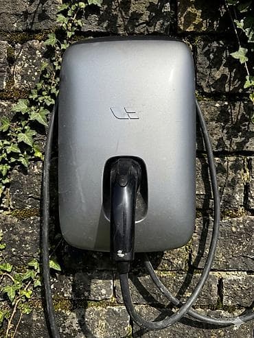 Li Auto (Lixiang) elektromobilləri üçün tam orijinal və ideal — 1