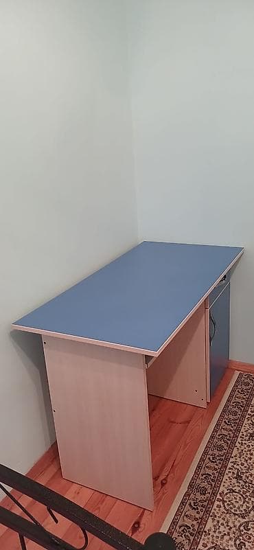 Yemək masaları, oturacaqları: Yaxsi vezyyetde — 3