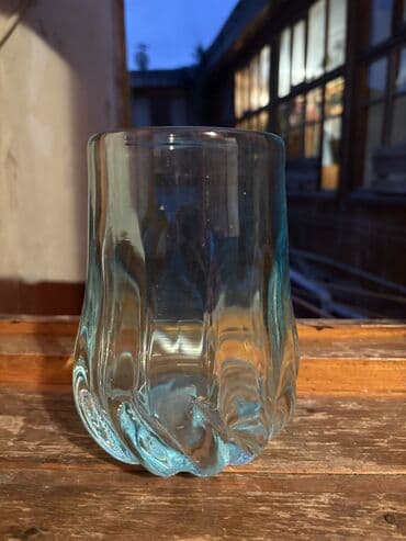 biserli parcalar: Vaza dəsti — 2