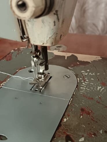 аренда швейных машин в бишкеке: Швейная машина Chayka, Механическая — 3