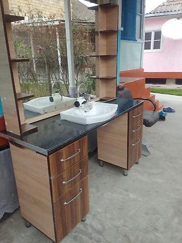 Bərbər salonu üçün iş masası və avadanlıq razilawmaq olar pula ehtiyac lalafo.az -da Bərbər salonu üçün iş masası və avadanlıq razilawmaq olar pula ehtiyac