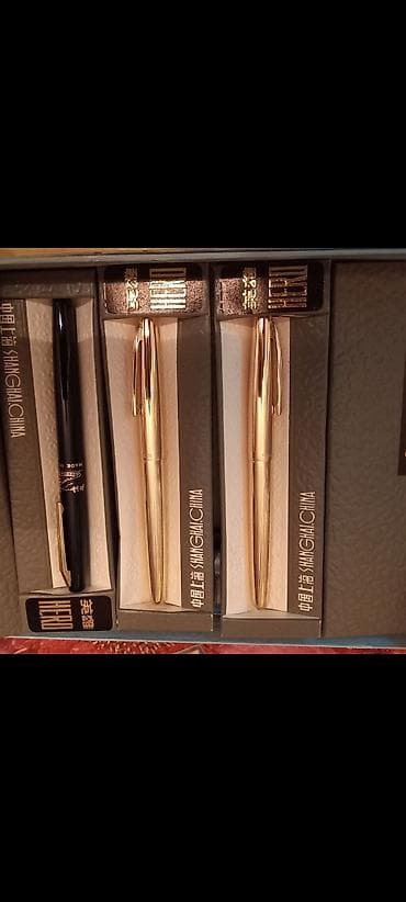 ereb pulu: Qələm çoxdan qalmadı. Biri 15 manat. içinə mürəkkəb tökülməlidir. bir — 3