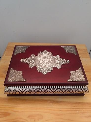 Zərif ornamentli taxta qutu - Material: tünd qəhvəyi rəngdə