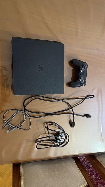 Playstation 4 slim 500GB satilir,original pult ve kabelleri yerindedi — 1