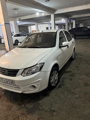 xirdalan heyet evi type 1: Saipa Saina sedan – ağ rəng, 4 qapı, AZ nömrə nişanı (77-LQ-536) — 5