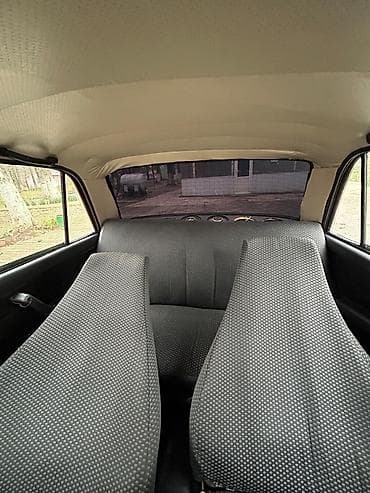 Su nəqliyyatı: VAZ 2107 sedan - Gövdə: 4 qapılı sedan, klassik dizayn - Rəng: tünd — 3