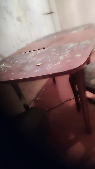 sve od koze: Duqqət. ofis stulları.cəmi 4 ədəd qaldı. plastik polat.türk malı.cox — 10