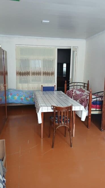 Otaqların günlük kirayəsi: Insaatcilar metrosuna yaxin ev kiraye verilir.Evdə rahatlıq üçün bütün — 1
