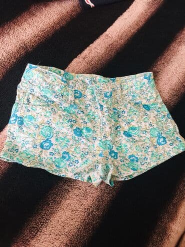 Benetton teze kimidi 4-5 yaşa