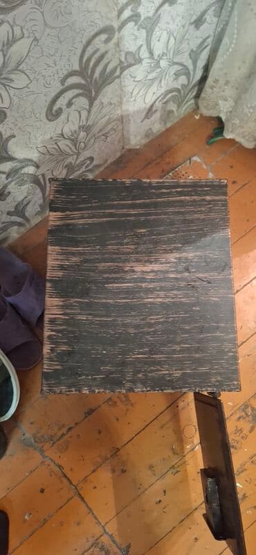 soya mumu: Taxta tək-türlü şkaf/konsol sef - Material: ağac - Rəng: tünd — 4