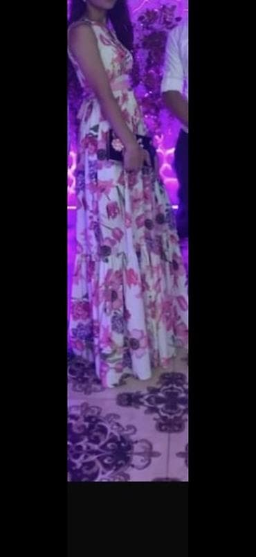 Ziyafət donu, Maksi, S