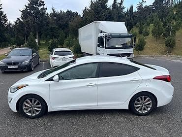hunda sanata: Hyundai Elantra: 1.8 l | 2014 il Sedan — 9