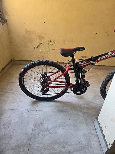 mini velosiped: BMX GTM tipli dağ velosipedi. Qara-qırmızı rəng kombinasiyasında — 3