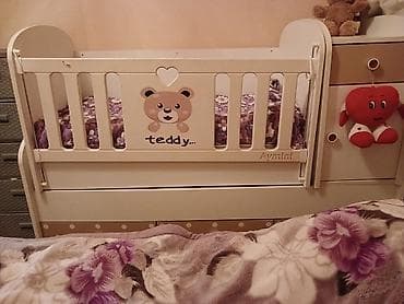 Oğlan və qız üçün, Dördbucaq, Beşik, Matrassız, Yellənmə mexanizmsiz