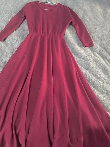 first class form tea qiyməti: Красное платье, размер М, цена -30 манат, сарафаны, размер S, цена 20 — 1