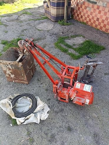 Elektriklə işləyən məhəllə tipli yükqaldırma vinçi (çardaq/şəhərcik