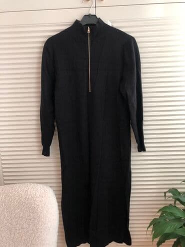 qadın üçün klassik sviterlər: Qadın geyimləri dəsti 1) Qara don - Uzun, V-yaxa, sarğı (wrap) — 15