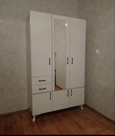 Ev üçün mebel: Güzgülü üçqapılı paltar şkafı - Modellər: açıq krem, ağ və müxtəlif — 2