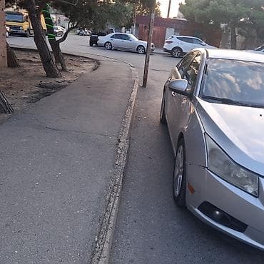 ij diski: Chevrolet Cruze LTZ sedan - Kuzov: sedan, gümüşü rəng - — 3