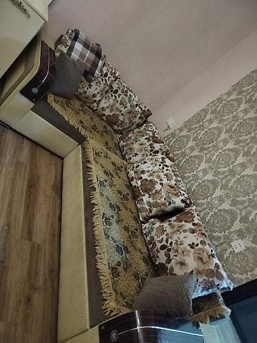 kunç divan: Künc divan – çevrilən yatacaq funksiyalı - L şəklində künc — 1