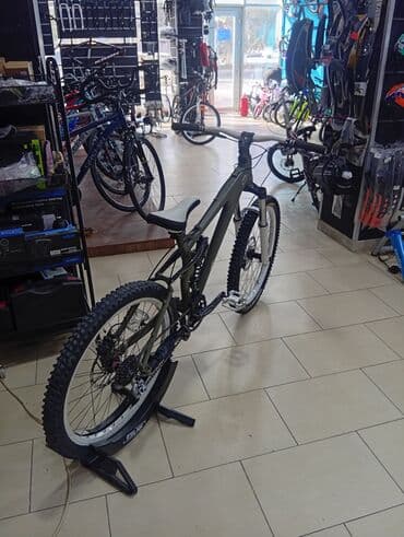 velosipedler işlənmiş: İşlənmiş Dağ velosipedi 26", sürətlərin sayı: 9, Ünvandan götürmə, Ödənişli çatdırılma, Rayonlara çatdırılma — 4