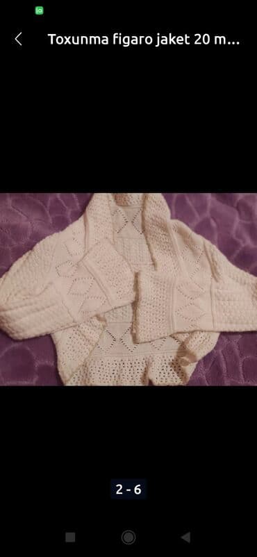Koricnivi 5 manat ağ 20 manat tezedi geynilmiyib