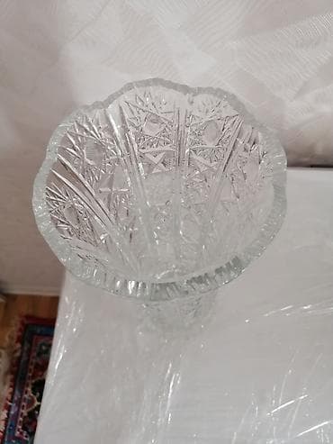 ev ucun dekorlar: Temiz xrustal guldan — 4