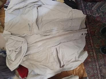 Kişi geyimləri: Kişi geyimləri dəsti 1) Qara kapüşonlu sviter - Ön hissədə “Böhse — 3