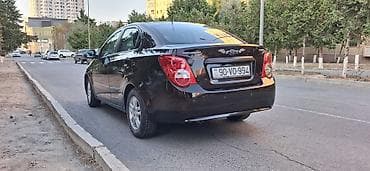 disklər 13: Chevrolet Aveo: 1.4 l | 2012 il 96482 km Sedan — 5