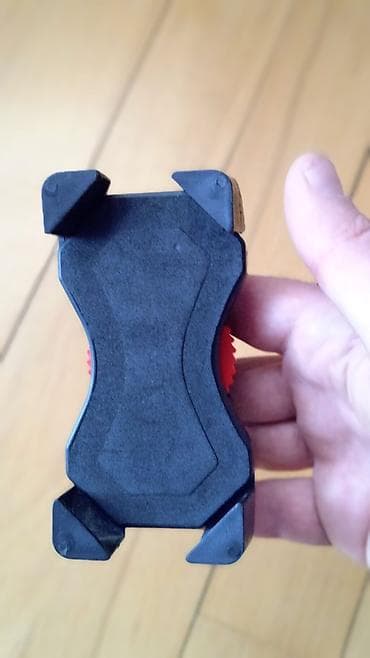 Velosipet və skuter üçün telefon tutacağı.Orjinaldır keyfiyyətli