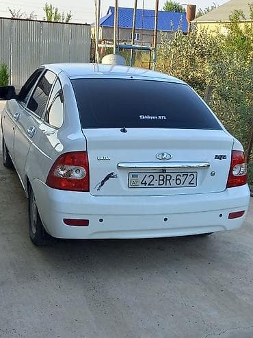 salon oturacaqları: VAZ (LADA) Priora: 1.6 l | 2013 il 283000 km Sedan — 6