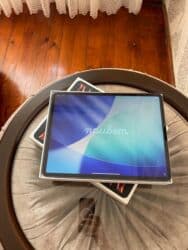 ipad 6 plus: Apple iPad Pro 12.9 (2022), 12,9", 256 GB — 2