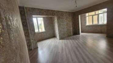 9 ci mikrorayon satilan evler: Bakı, 3 otaqlı, Köhnə tikili, m. Xalqlar Dostluğu, 75 kv. m — 1