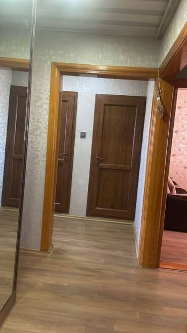 sibrizdə evlərin qiyməti: Bakı, Hövsan qəs., 3 otaqlı, Köhnə tikili, 75 kv. m — 14