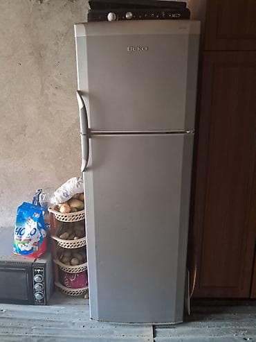 Б/у 2 двери Beko Холодильник Продажа, цвет - Серебристый — 3