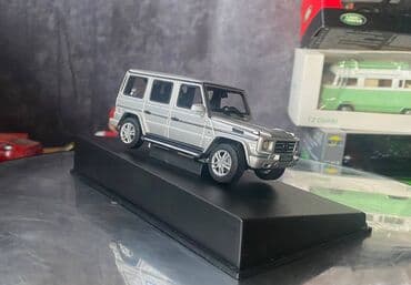 metbex tavan modelleri: Коллекционная модель Mercedes-Benz G-class W463 silver 2012 AutoArt — 13