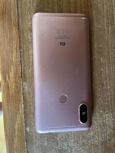 Ram Ekran tam işlek 64 yaddaş Redmi 6pro Batareyasi yoxdu birde — 2