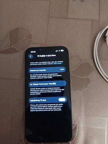 Audio: IPhone 13, Midnight, Face ID — 3