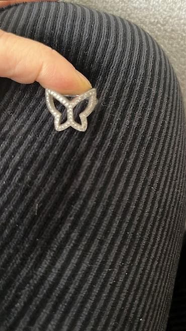 dollar klonu: Gumus acilan kulon ve gumus uzuk ikisi bir yerde 20 azn. 925 probdu — 2