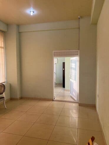 аренда торгового места в магазине: 40 kv obyekt İcarəyə verilir. 24 polis bölməsinin yaxınlığında. Gara — 2