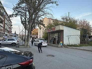 sumqayitda qaraj satilir: Mağaza şəxsi mağazamdı, Xırdalanda 28 ci məhəllədə yerləşir. Tam ( — 7