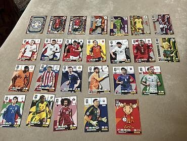 Panini Adrenalyn XL futbol kolleksiya kartları dəsti Qiymət aralığı — 1